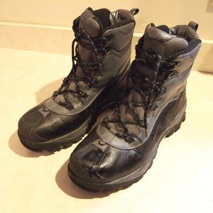 Columbia Men's Bugaboot Plus IV Omni-Heat Snow Boot Size 12 Wide